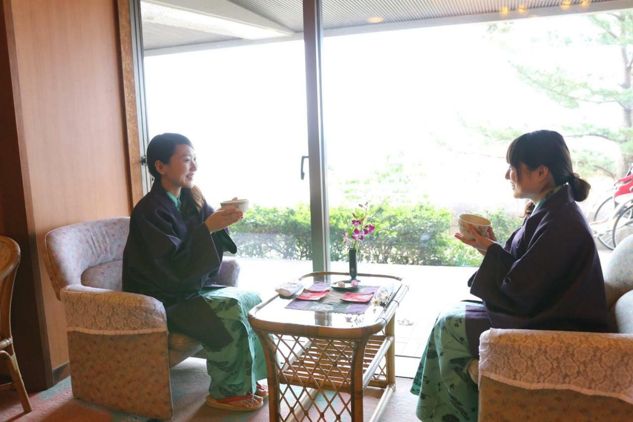 โรงแรมฮะนะ โนะ ออนเซน กินเซียว อิบุสึกิ ภายนอก รูปภาพ
